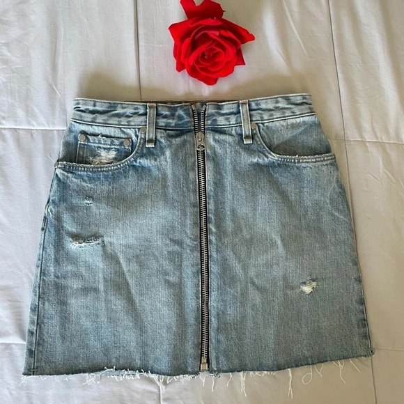Rag & Bone front zip denim mini skirt in Mandy - Picture 6 of 14